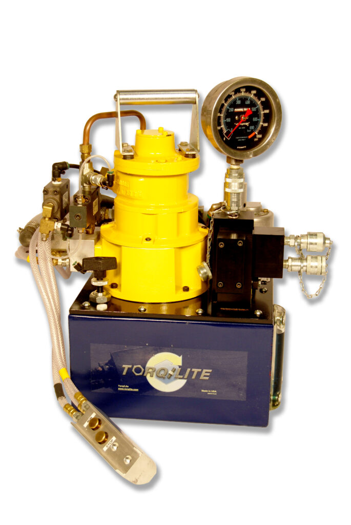 Pneumatic 10,000 psi Single Port Hydraulic Pump with Remote and Gauge.