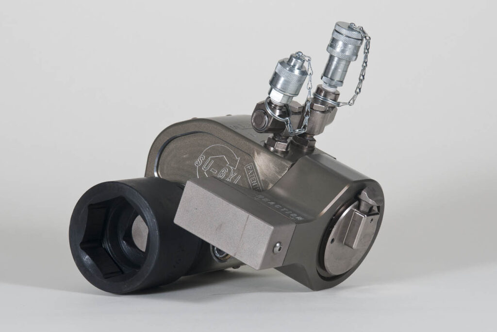 Square Drive Hydraulic Torque Wrench with Socket