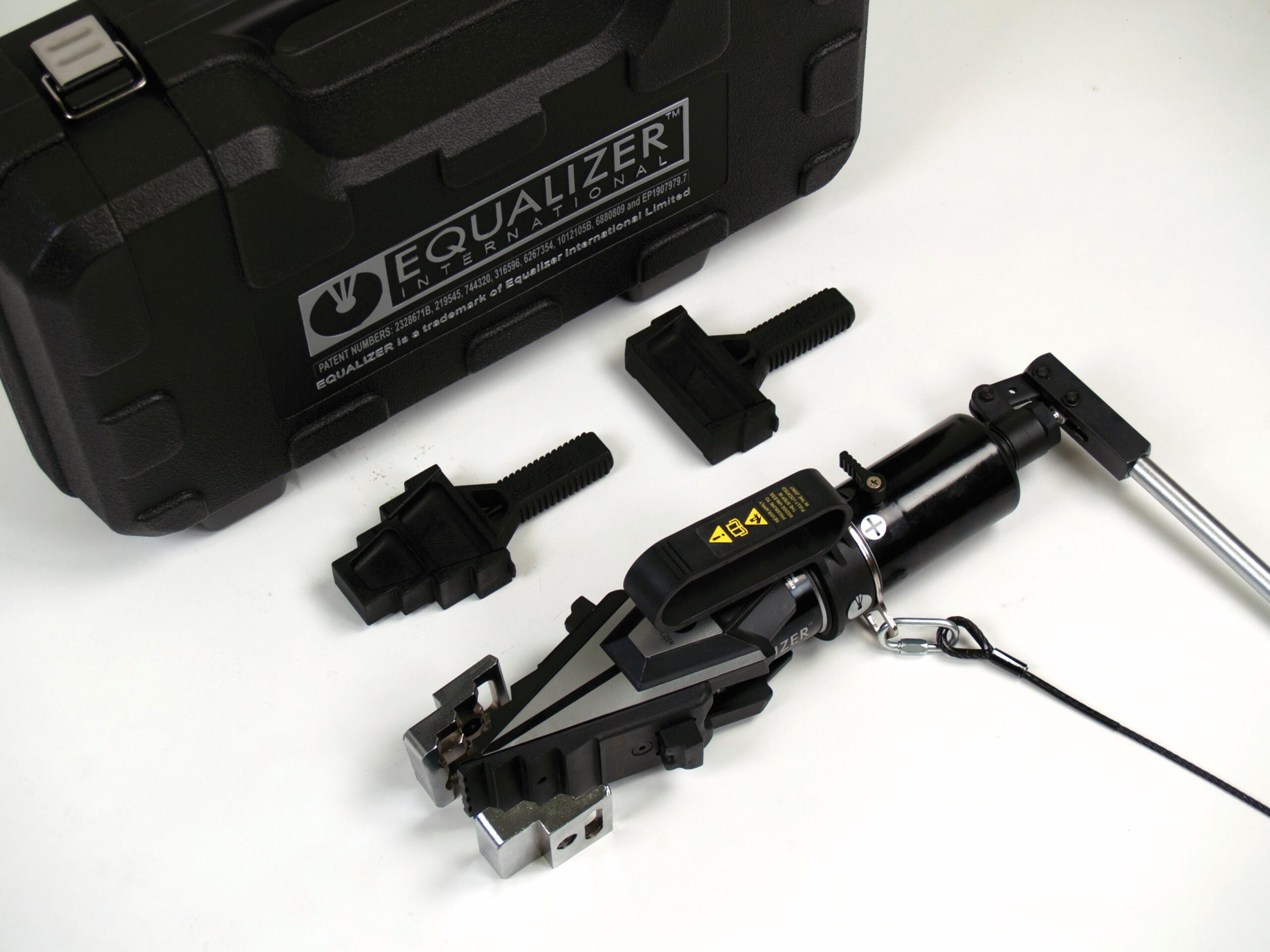 SWI2025TI-Hydraulic Step Wedge flange Spreader with Integral Pump tool Kit