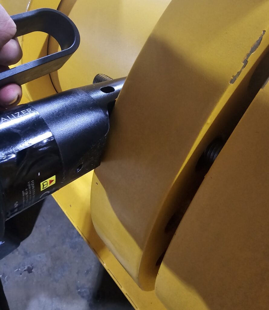 The NS15TE Standard Head is made to fit comfortably on flange.